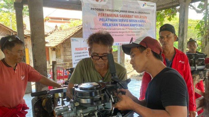 PT Pertamina Patra Niaga Regional Jatimbalinus melalui Integrated Terminal Manggis wujudkan kesejahteraan nelayan melalui Bengkel Pertamina Sahabat Nelayan di Karangasem, tepatnya di Banjar Tanah Ampo sejak 20 November hingga 1 Desember 2023.
