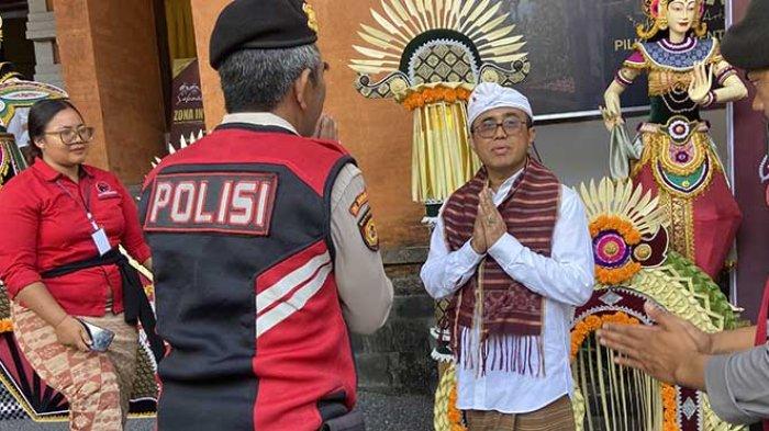 Pasangan Jaya Negara-Arya Wibawa telah melakukan pendaftaran ke KPU Denpasar untuk ikut berlaga di Pilwali Denpasar 2024, Kamis, 29 Agustus 2024.