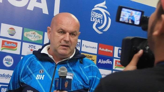 Pelatih Persib Bandung Bojan Hodak.