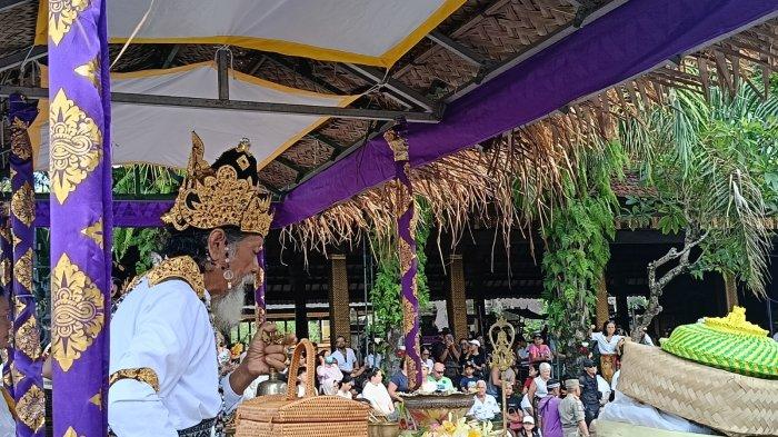 Pelebon Tjokorda Santaka, Ribuan Wisatawan Padati Ubud Bali Sejak Pagi, Suasana Puri Ubud Magis