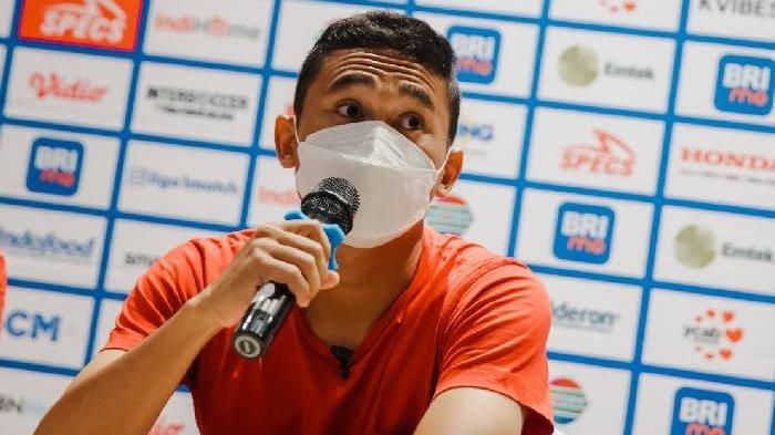 Pemain Bali United Ricky Fajrin saat jumpa pers jelang laga Bali United Vs RANS Nusantara FC, 3 Agustus 2022 - Ricky ungkap mewaspadai striker lokal RANS Nusantara FC, septian Satria Bagaskara yang mencetak brace di laga terakhir saat lawan PSS Sleman.