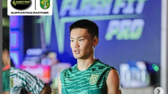 Pemain Persebaya Surabaya Sho Yamamoto. Pada bursa transfer paruh musim Liga 1, beberapa pemain Persebaya dirumorkan bakal dilepas salah satunya adalah Sho Yamamoto.