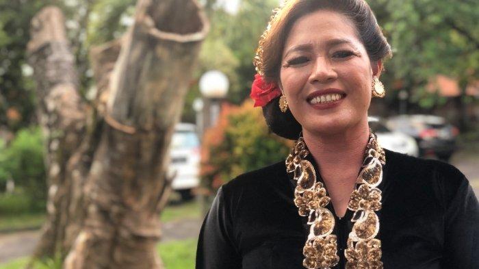 Founder Lembaga Bantuan Hukum (LBH) Women Crisis Centre (WCC), Ni Nengah Budawati mendukung peraturan tindakan aborsi dapat dilakukan pada korban yang hamil akibat tindakan pemerkosaan.