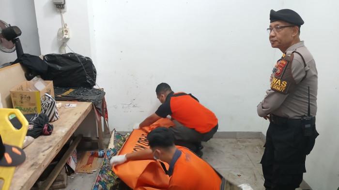 Penemuan jenazah Lulus As Mujianto (45) asal Banyuwangi, Jawa Timur di Kawasan Lapangan Lumintang, Denpasar, Bali, pada Minggu 20 Juli 2025.