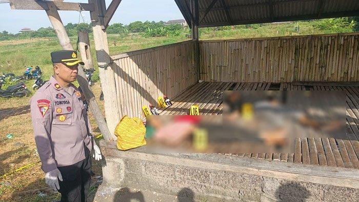 JENAZAH - Penemuan jenazah pasangan suami istri di Pos Nelayan Sari Mertha Segara Pantai Padanggalak, Kesiman Petilan, Denpasar Timur, Denpasar, Bali, pada Selasa 11 Maret 2025. Orangtua mengungkapkan sudah tidak berkomunikasi dengan korban sejak setahun yang lalu.