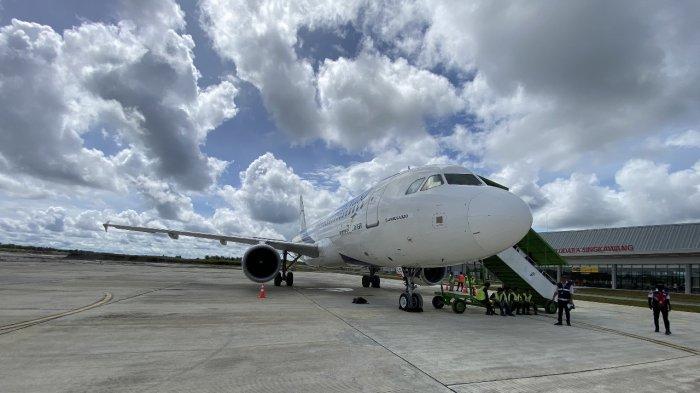 Pesawat Airbus A320 milik TransNusa yang melayani sejumlah rute internasional dan domestik. Periode Semester I Tahun 2025, TransNusa Perkuat Jaringan Konektivitas