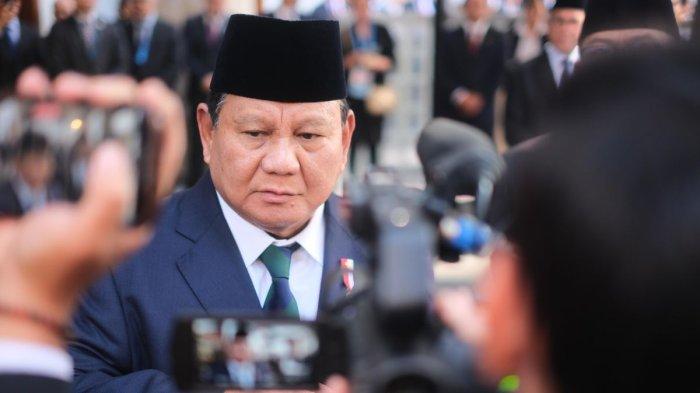 Sementara itu, Menteri Pekerjaan Umum Dody Hanggodo memastikan pembangunan Tol Gilimanuk-Mengwi akan berlanjut. 


Dody mengungkapkan bahwa sudah ada dorongan dari Presiden Prabowo Subianto agar pembangunan di Bali Utara tetap jalan. 