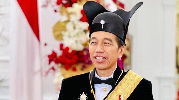 Presiden RI Joko Widodo akan memberikan anugrah Tanda Kehormatan Satyalancana Karya Bhakti Praja Nugraha, kepada 15 kepala daerah se-Indonesia.