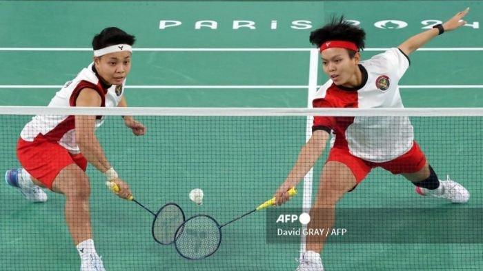 Siti Fadia Silva Ramadhanti (Kanan) dan Apriyani Rahayu (Kiri) saat Melawan China di Ganda Putri Olimpiade Paris 2024
