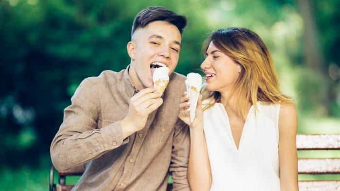 Ilustrasi - 12 Arti Mimpi Selingkuh, Sangat Mencintai Pasangan Hingga Dendam