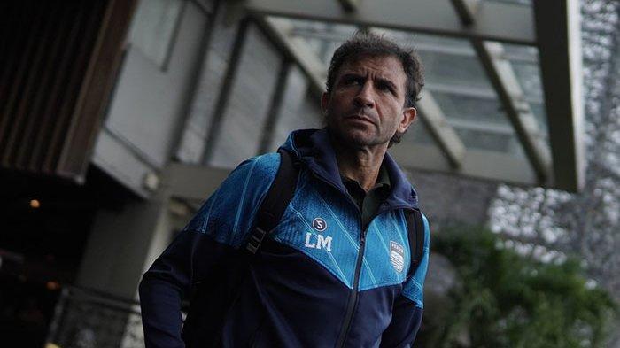 Luis Milla dikabarkan sedang berada di Bali.