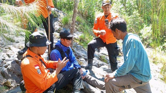 Tim SAR gabungan, akhirnya menemukan seorang pelajar yang tersesat di Gunung Agung, Karangasem, Minggu 18 Agustus 2024.