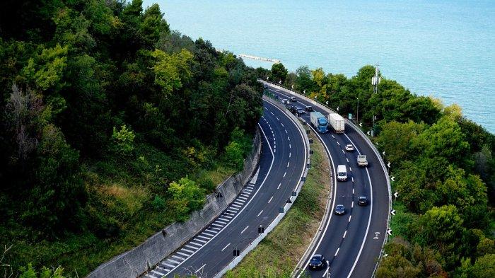 ILUSTRASI TOL