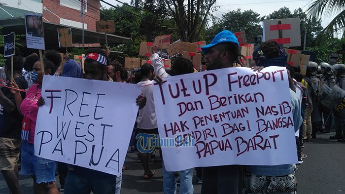 Aliansi Mahasiswa Papua Komite Kota Bali Tuntut Penutupan PT Freeport