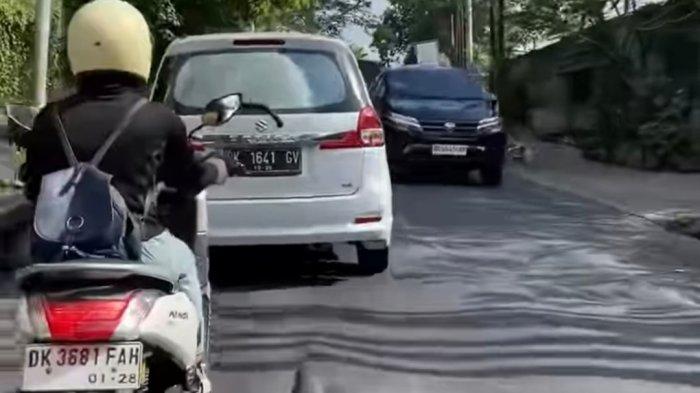Kondisi jalan provinsi Mambal-Latu yang kondisinya bergelombang.