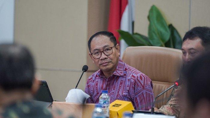 Wabup Ketut Suiasa mengikuti Rapat Koordinasi Lintas Sektor bersama Kementerian Agraria dan Tata Ruang/Badan Pertanahan Nasional di Aula Prona, Gedung Kementerian ATR/BPN, Jakarta, Kamis (19/12).