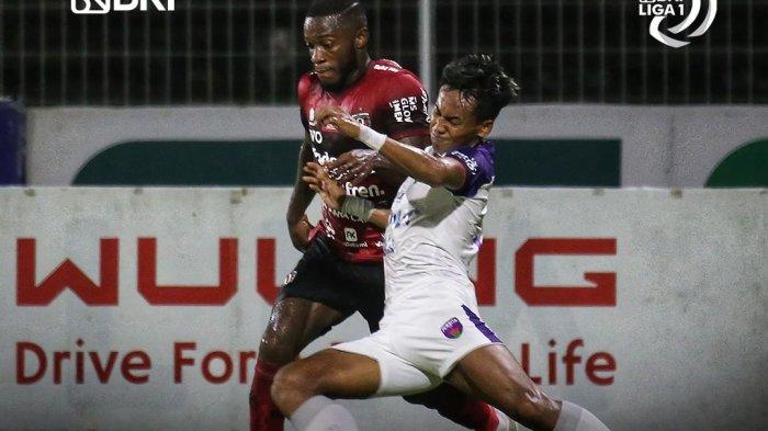 Privat Mbarga Cetak gol Bagi Bali United kontra Persita Tangerang.
Berikut ini adalah link live streaming pertandingan Bali United vs Persita Tangerang dalam lanjutan laga Liga 1 2023/2024 pekan ke-17.