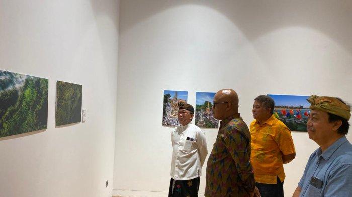 AstraPay Amrta Sagara Sanur Village Festival ke-16 Tahun 2023, akan segera dimulai tanggal 19-23 Juli 2023 di Matahari Terbit.

Beberapa rangkaian kegiatan, menyambut semarak Sanur Village Festival tahun 2023 pun sudah dilaksanakan.

Salah satunya peluncuran buku dan pameran fotografi yang bertajuk 