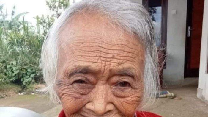  Ni Nyoman Sangklib atau Nenek Sangklib.