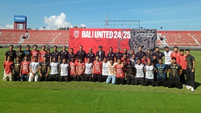 Peluncuran tim dan jersey karya seniman asal Bali Dewa Gede Raka Jana Nuraga, ini digelar di Stadion Kapten I Wayan Dipta, Gianyar, Bali, pada Minggu 4 Agustus 2024.