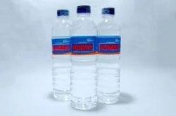 AIR MINUM - Salah satu perusahaan air minum kemasan lokal Bali, CV Tirta Taman Bali yang memproduksi air minum kemasan bermerek Nonmin, menilai kebijakan larangan air kemasan plastik berukuran di bawah 1 liter oleh Pemerintah Provinsi Bali tidak tepat sasaran.