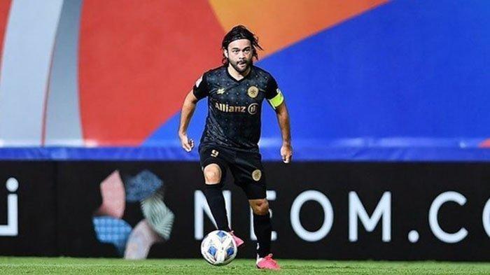 Mike Ott kapten Timnas Filipina yang santer bakal turut trial bersama Persib Bandung selain Mark Hartmann pada postingan Instagram @mrott5.