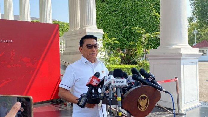 Kepala Staf Presiden Moeldoko menjelaskan masalah daun kratom di Kompleks Istana Kepresidenan, Jakarta Pusat, Kamis (20/6/2024).