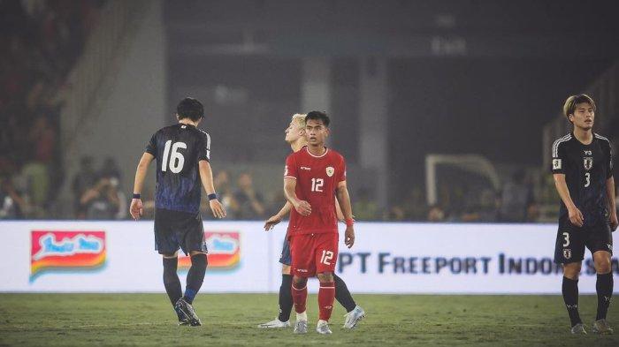 Dua pemain Timnas Indonesia, Pratama Arhan dan Rafael Struick 