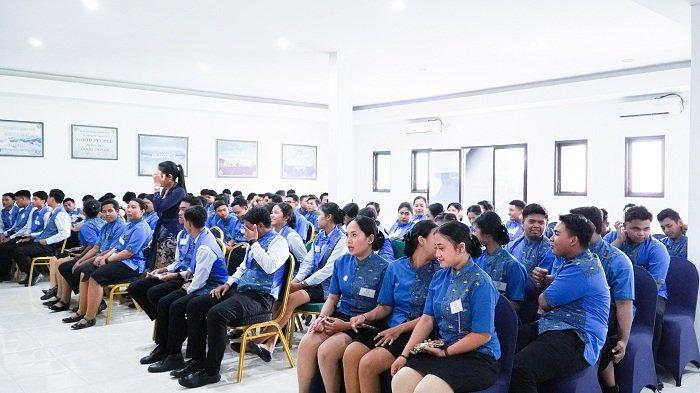 Aston Denpasar Hotel & Convention Center, sukses menggelar Seminar Expert Workshop bertajuk “Pathways to Leadership in Hospitality: Navigating Your Career Journey” di Kampus Monarch Gianyar, pada Kamis, 12 September 2024.