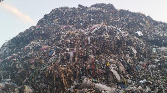 Ilustrasi sampah - Ahok Temesi menolak rencana perluasan Tempat Pembuangan Akhir (TPA) yang ada di desanya.

Dia menegaskan bahwa masyarakat Temesi secara bulat menolak perluasan TPA tersebut.
