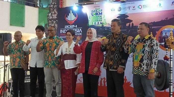 Foto bersama usai pembukaan ITTIE Prioritas Bali yang berlangsung 6-9 Juni 2024 di Discovery Mall Bali.