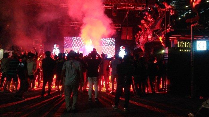 Suasana nobar di Jeger House, Denpasar, Bali.