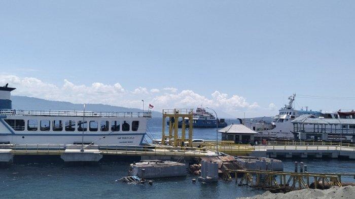 Suasana di pintu masuk kendaraan roda dua pada masa arus balik mudik Lebaran 2024 di Pelabuhan Gilimanuk, Jembrana Bali, Selasa 16 April 2024.