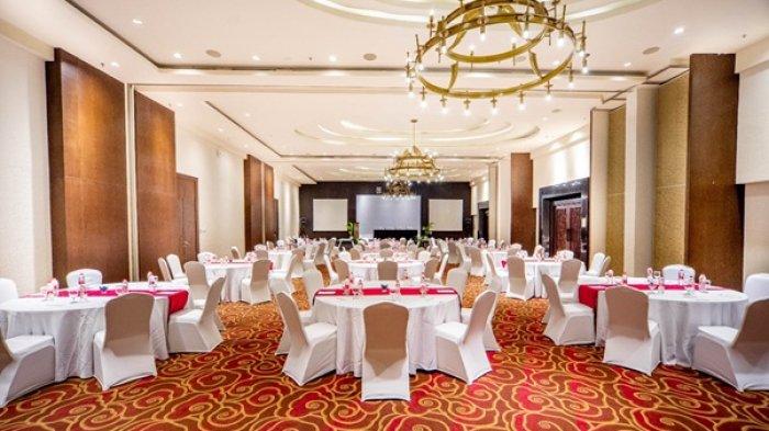 Swiss-Belhotel Rainforest Kuta mempersembahkan dua program promosi istimewa, yaitu Tropical Christmas, yang dirancang khusus untuk merayakan Natal 2024, dan Masque de Carnival, yang dikonsepkan untuk menyambut Tahun Baru 2025.