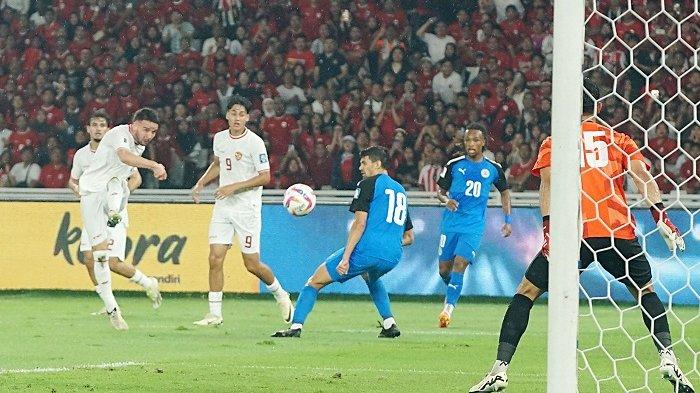 Pada Selasa, 11 Juni 2024, Calvin Verdonk melakukan debut pertamanya dengan Timnas Indonesia saat pertandingan melawan Filipina.