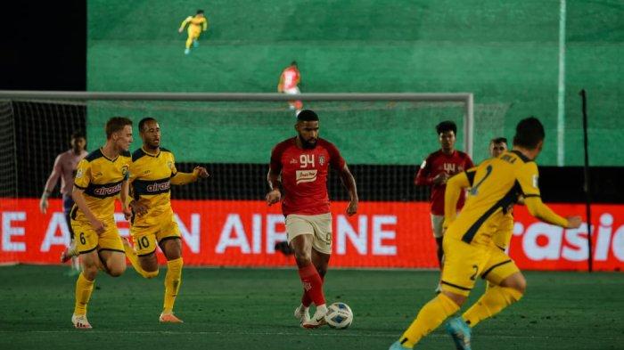 MENGENANG PERTEMUAN - Bali United saat berhadapan dengan Central Coast Mariners, klub asal Australia dalam ajang Piala AFC 2023/24.