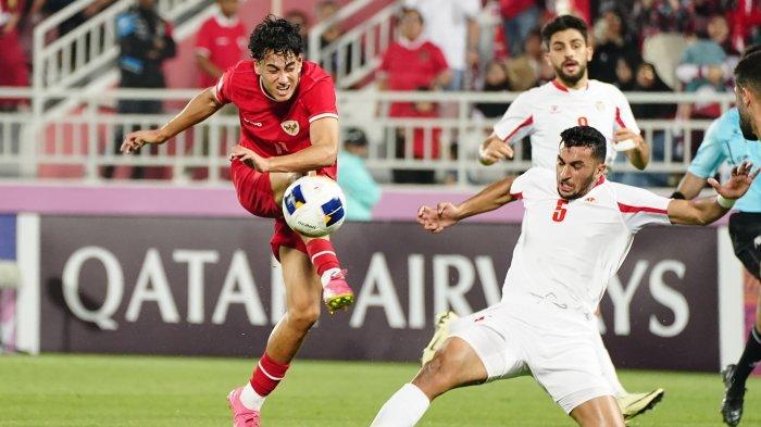 Berkah bagi Timnas Indonesia, pada laga pamungkas kali ini. 

Bagaimana tidak, gol dari Marselino Ferdinan membawa Timnas Indonesia U23 unggul dari Yordania.

Pada babak penyisihan Grup A Piala Asia U23, di Abdullah Bin Khalifa Stadium, Minggu (21/4/2024).