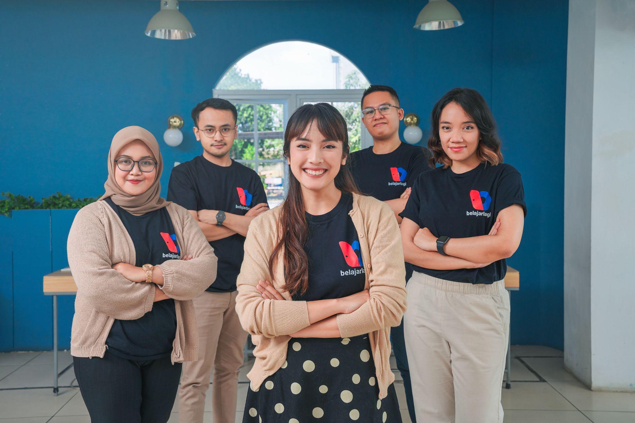 Belajarlagi Digital Agency - Social Media Management: Definisi, Fungsi, dan Manfaatnya