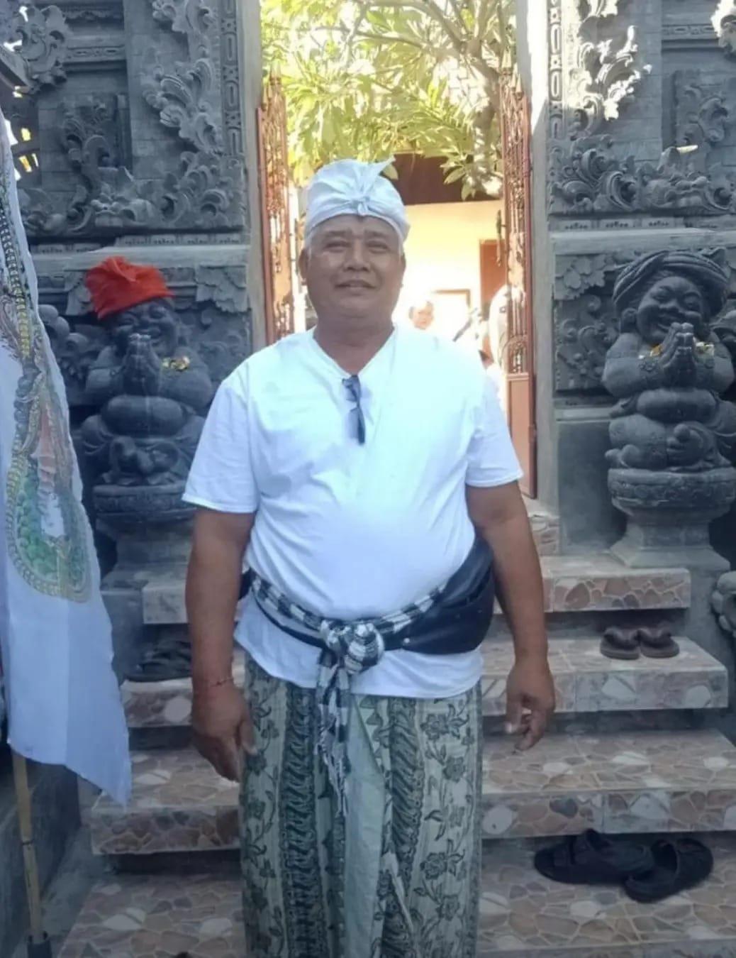 Korban laka - Foto semasa hidup Nyoman Budiasa. Pria 57 tahun itu menjadi korban meninggal dunia tragedi truk molen rem blong di Desa Kubutambahan.
