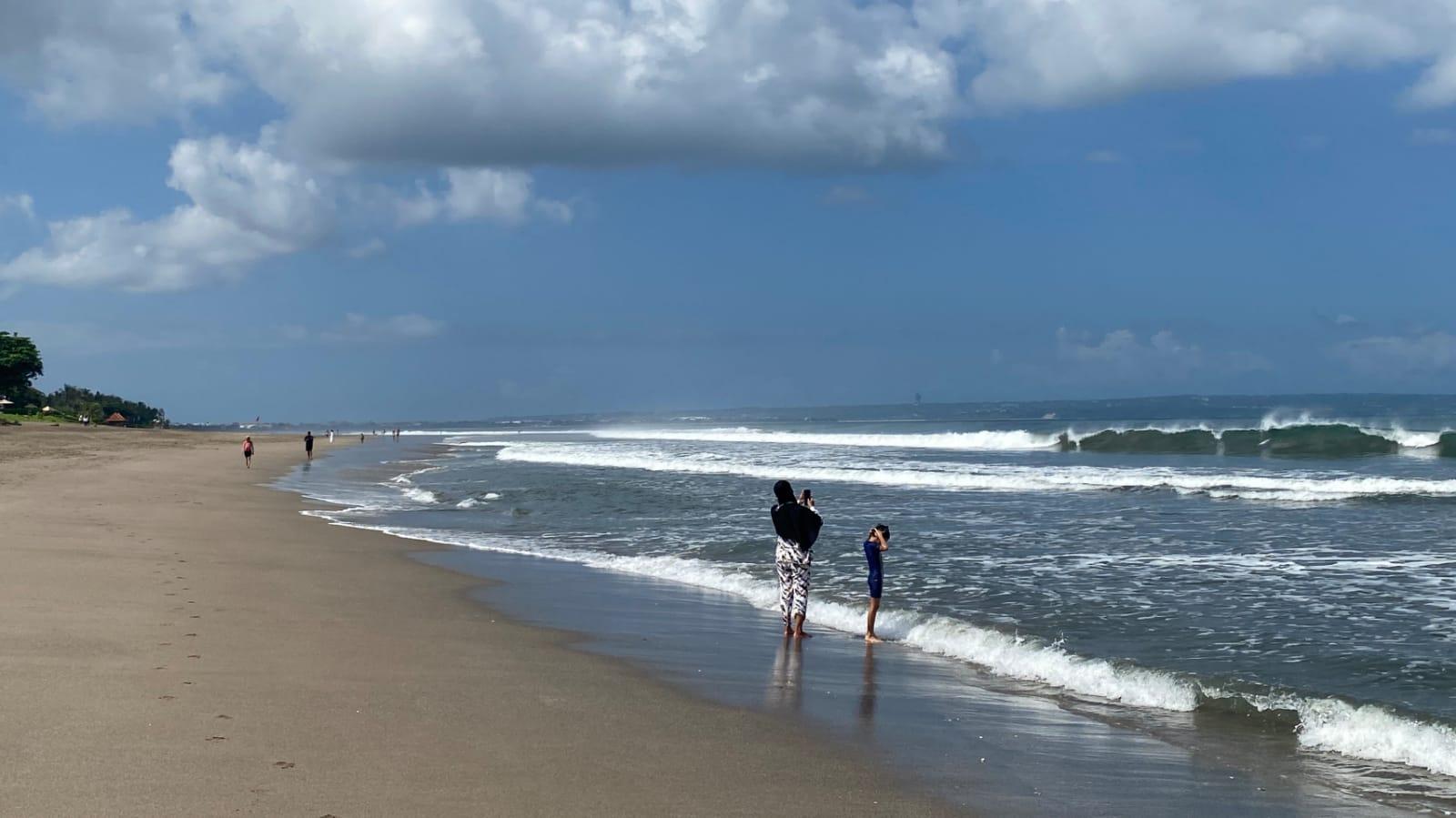 Pantai Seminyak - Tak Sabar Tahun Baru, Berikut Daftar Pantai di Seminyak Bali yang Ada Pertunjukan Fire Dance