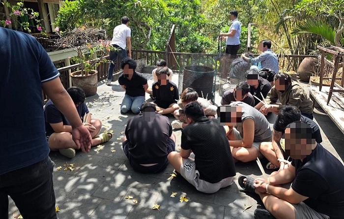 Imigrasi Ngurah Rai Sikat 17 WNA Markas Scam