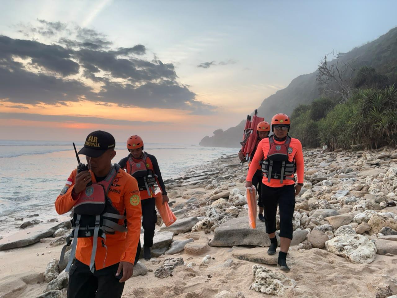 Teka-teki Jasad Bule di Pantai Nyang Nyang Bali