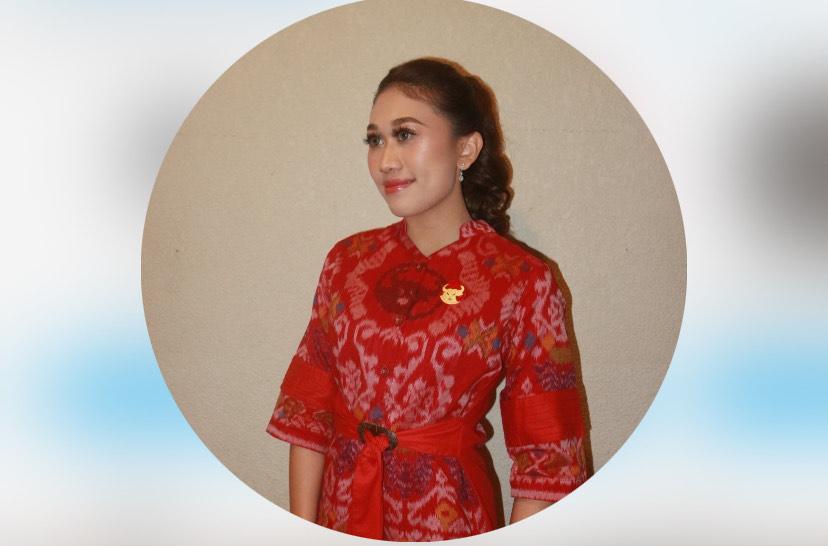 Gek Diah - 55 Anggota DPRD Bali Dilantik, Gek Diah Akui Privilege dari Ayahnya, Dewa Jack Ketua Sementara