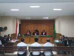 Sidang-tuntutan-kasus-perkara-pengrusakan-dan-pembakaran-Villa-Neano-Resort-Kamis-732024.jpg