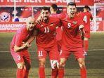 eks-persib-bandung-mohammed-rashid-kiri-dan-rekannya-tamer-seyam-kanan-di-timnas-palestina.jpg