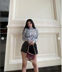 Pose Aduhai Cassandra Angelie Pakai Hots Pants Pamer Body Goals ...
