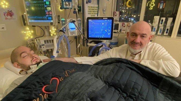 Pangeran Arab Saudi Al Waleed bin Khaled bin Talal yang terbaring koma di tempat tidur.