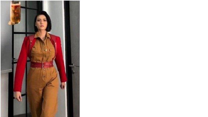 Tamara Dai saat cosplay film dokumenter Ice Cold: Murder, Coffee and Jessica Wongso