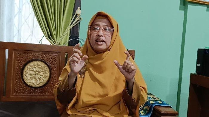 Pihak sekolah saat diwawancarai Tribun Lampung di ruang kerjanya, Senin (4/12/2023).