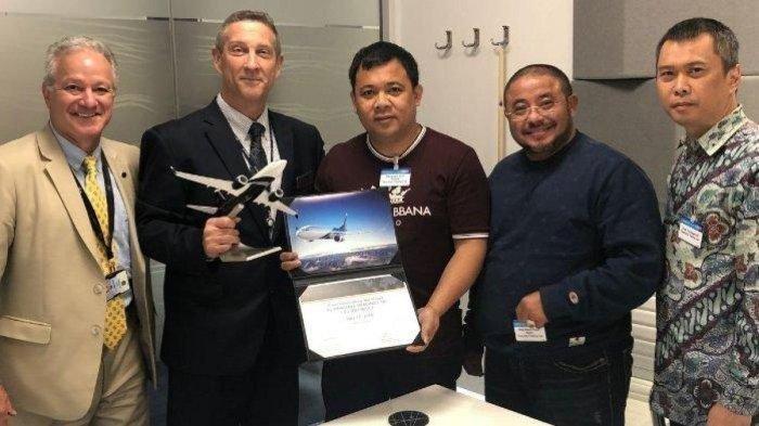 Crazy Rich, Penampilan Haji Isam Saat Beli Pesawat Jet Rp1,2 Triliun Disorot, Cuma Pakai Kaus Oblong